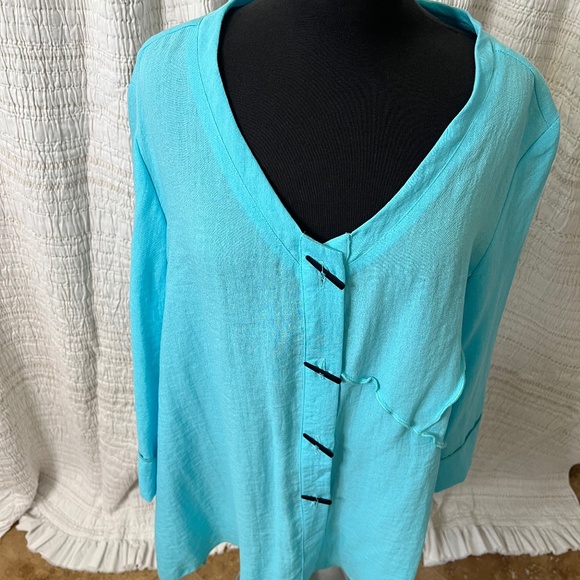 Turquoise Jacket - Picture 1 of 2